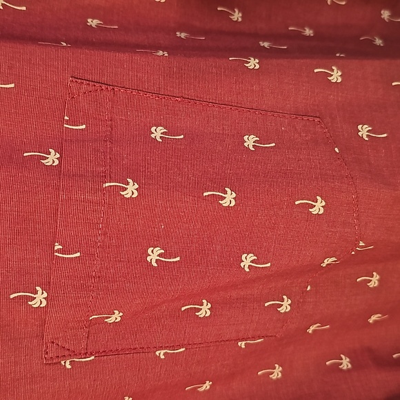 Van Heusen, mauve colored, palm tree patterned, short sleeved, button down, shir - Picture 4 of 5